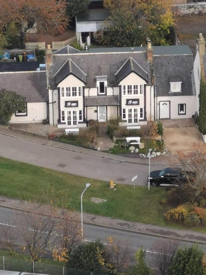 The Ship Inn Invergordon Exteriör bild